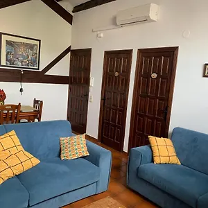 https://apartament-cal-negre.catalonia-hotels.com