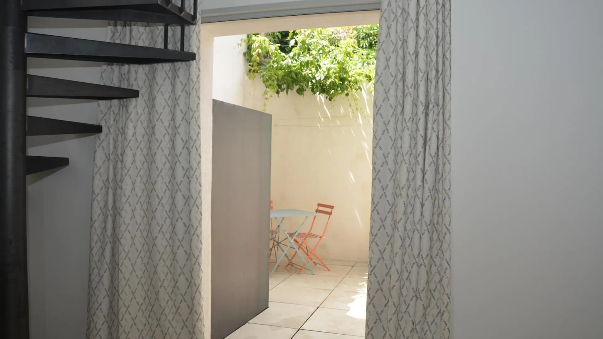 Maison Rascas - Centre Historique - Air Conditioning- Wifi Avignon 0*,  France